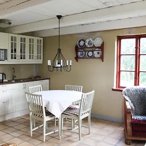  Bed & Breakfast Eksholmens Gård